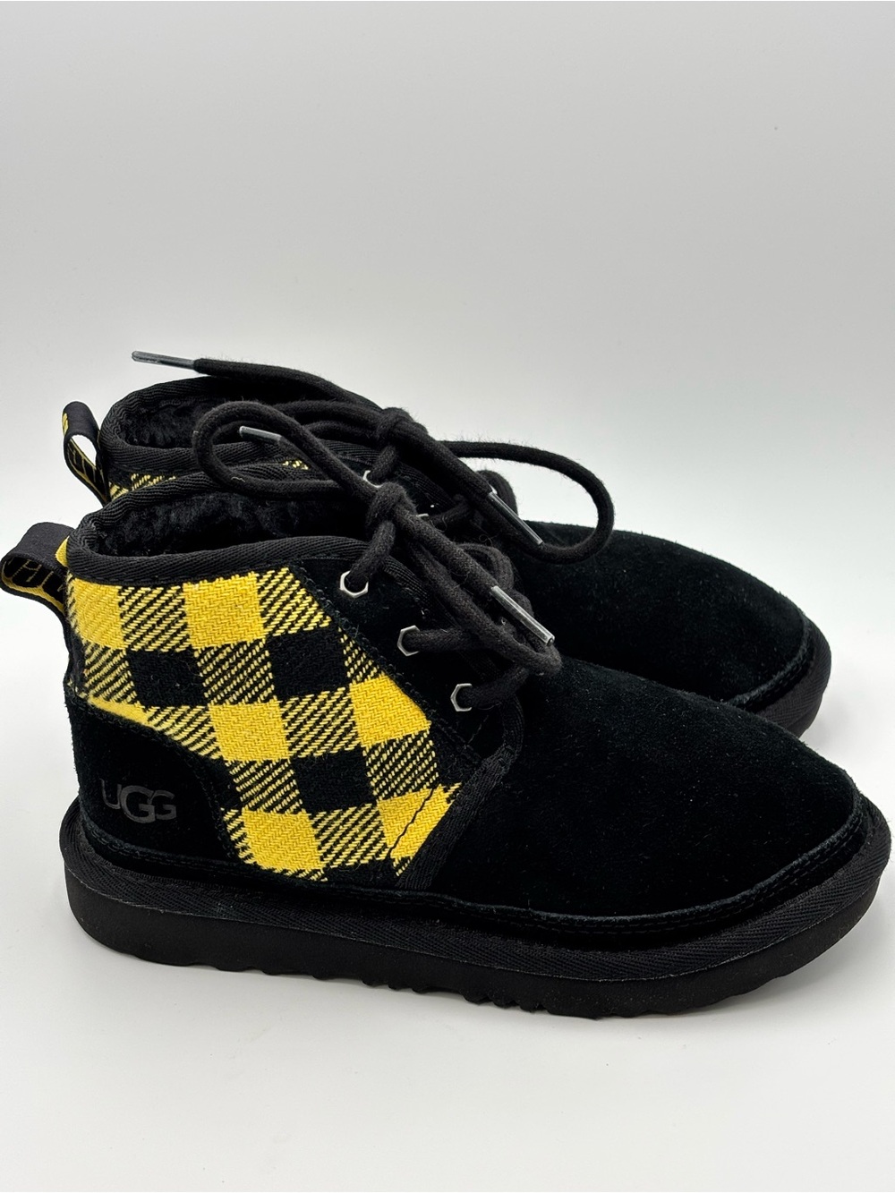 UGG Neumel 2 Checkered Black Leather Sheepskin Lace Up Black & Yellow Size 13